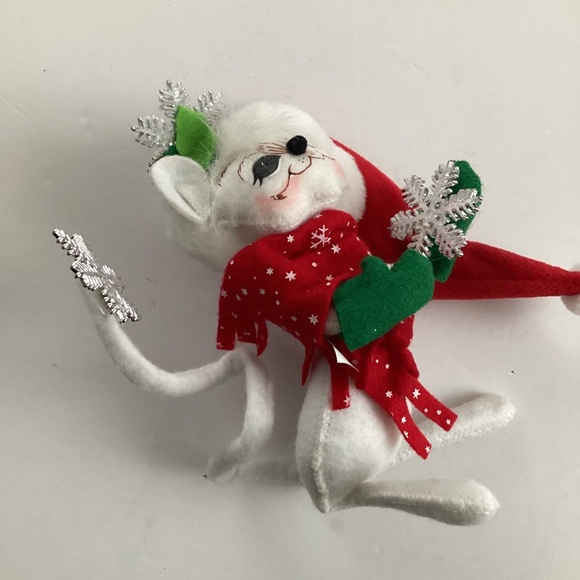 Annalee (2) )Santa with gifts and Mouse with Sniowflakes - Picture 5 of 12